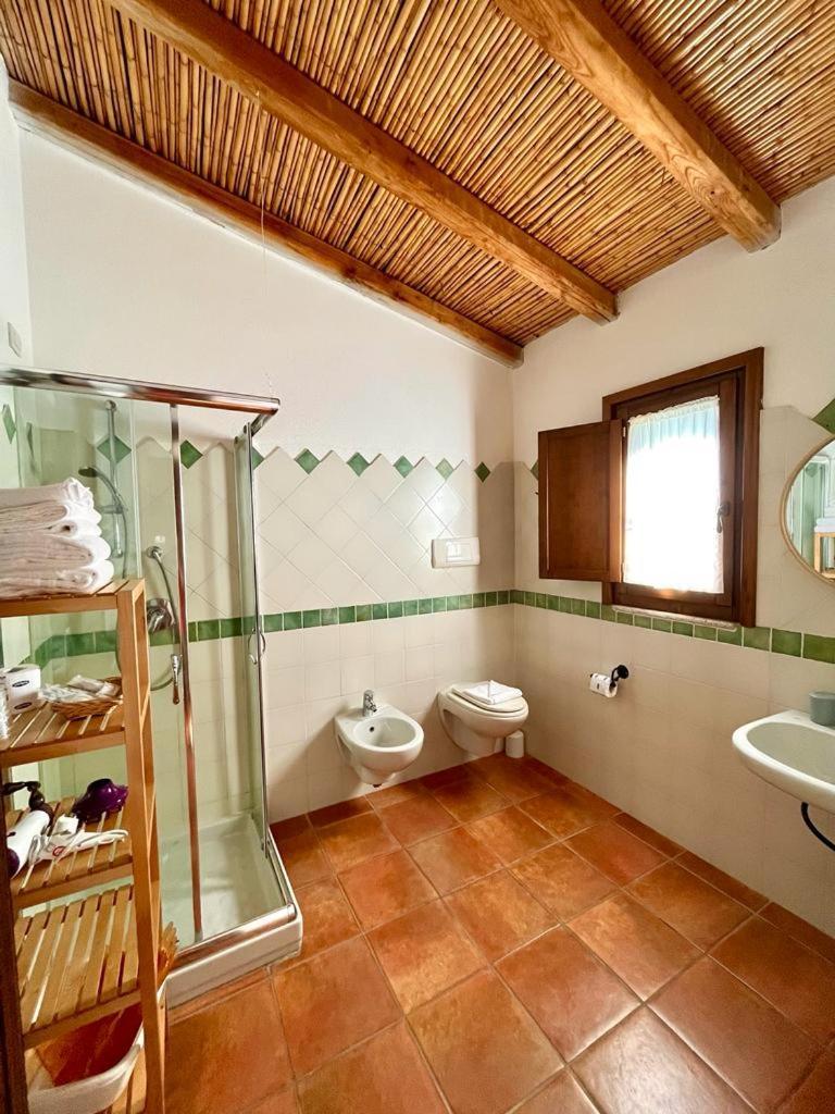 Agriturismo Li Scopi San Teodoro  Exterior photo