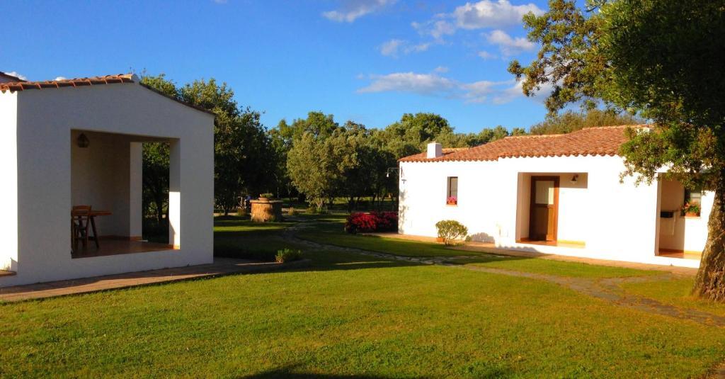 Agriturismo Li Scopi San Teodoro  Exterior photo